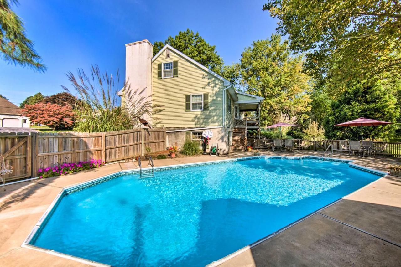 New Holland Apartment With Patio, Deck And Pool Exterior foto