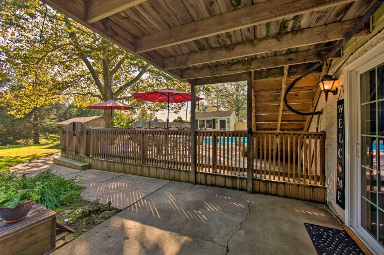 New Holland Apartment With Patio, Deck And Pool Exterior foto